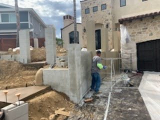 Plaster retaining walls
