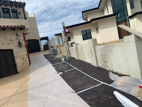 Plaster retaining walls